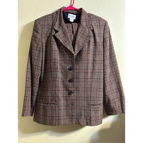 Vintage Liz Claiborne The Villager 2 piece wool blend skirt suit size 14 - Picture 1 of 12